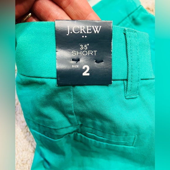 Nwt adorable J.Crew size 2 Kelly green shorts - Picture 4 of 5